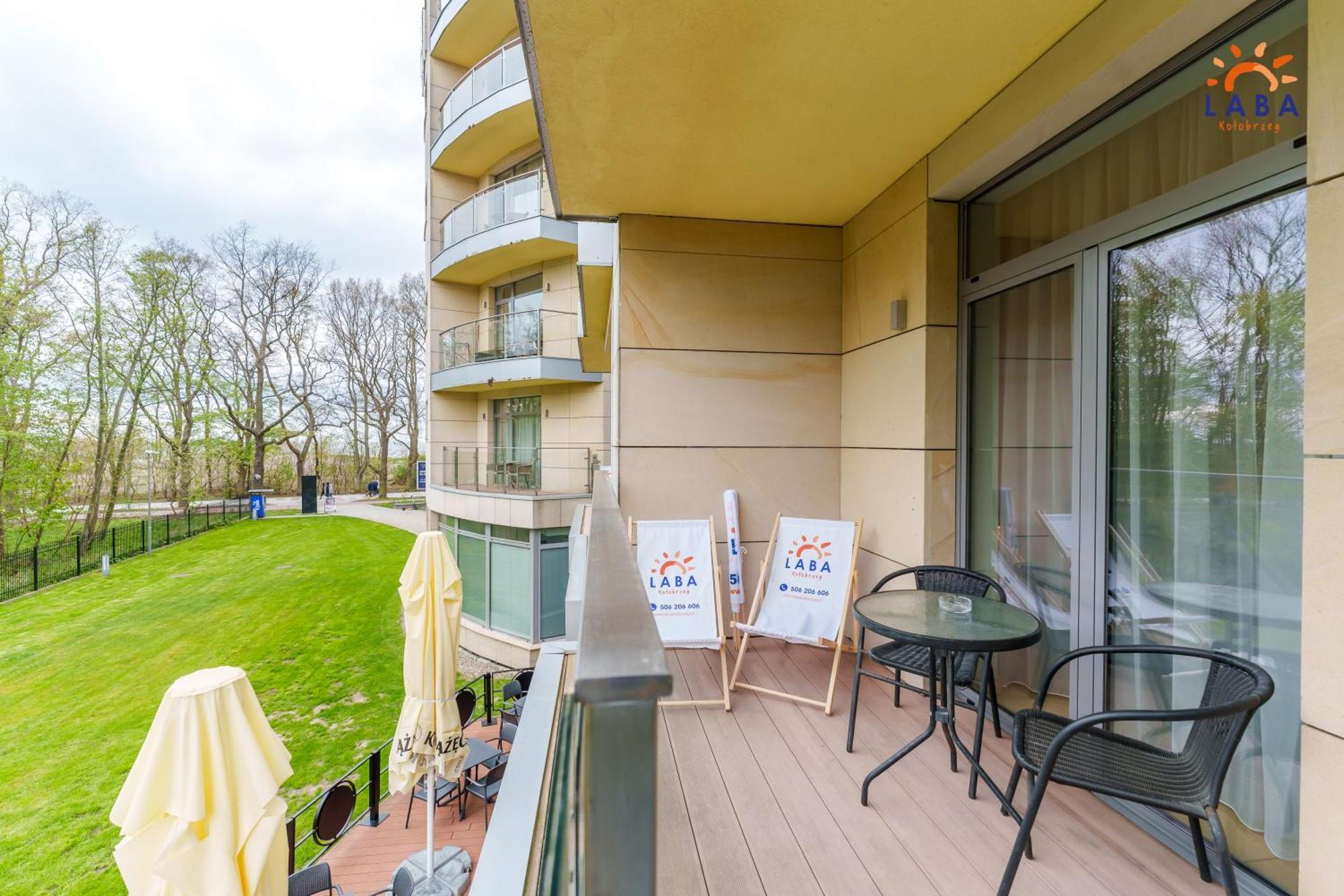 Laba Kolobrzeg Apartamenty Diune Z Parkingiem Экстерьер фото